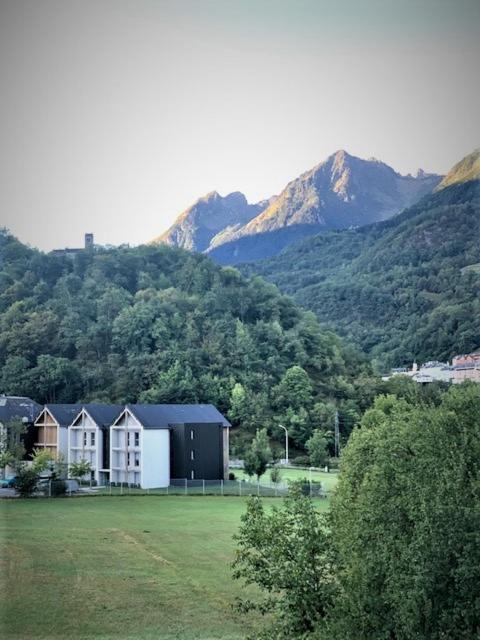 Appartement Tt Confort Au Coeur Des Montagnes Vue Sur Les Montagnes II Wifi ลูซ-แซ็ง-โซเวอร์ ภายนอก รูปภาพ