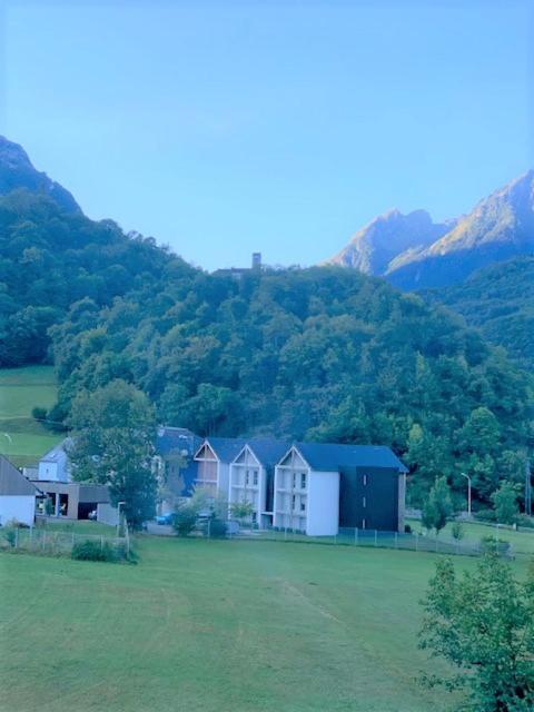 Appartement Tt Confort Au Coeur Des Montagnes Vue Sur Les Montagnes II Wifi ลูซ-แซ็ง-โซเวอร์ ภายนอก รูปภาพ